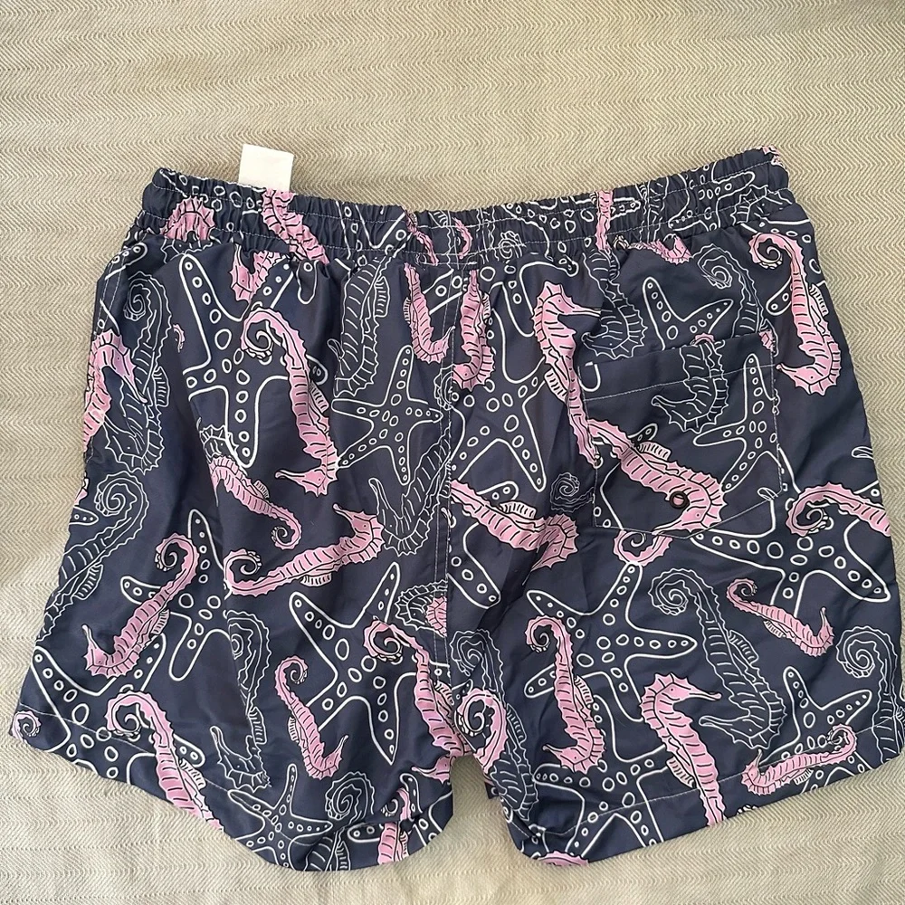 NWT-Large-Leandro-Men’s Swim Suit - Picture 3 of 4